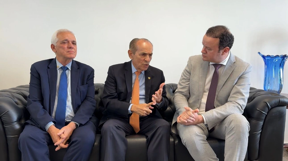 Paulo Márcio vai montar plano de governo voltado para área da Saúde em Teresina
