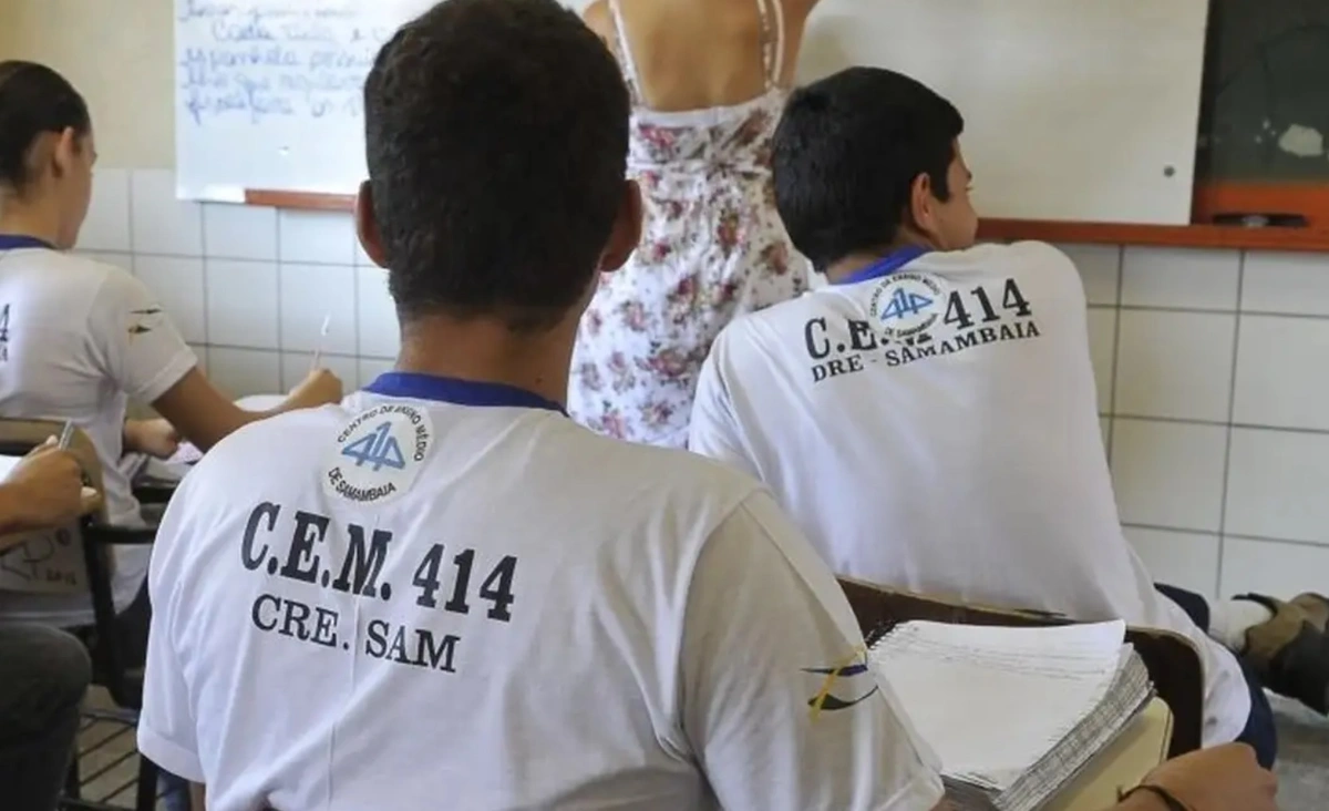 Pé-de-Meia: estudantes nascidos em março e abril recebem hoje R$ 200