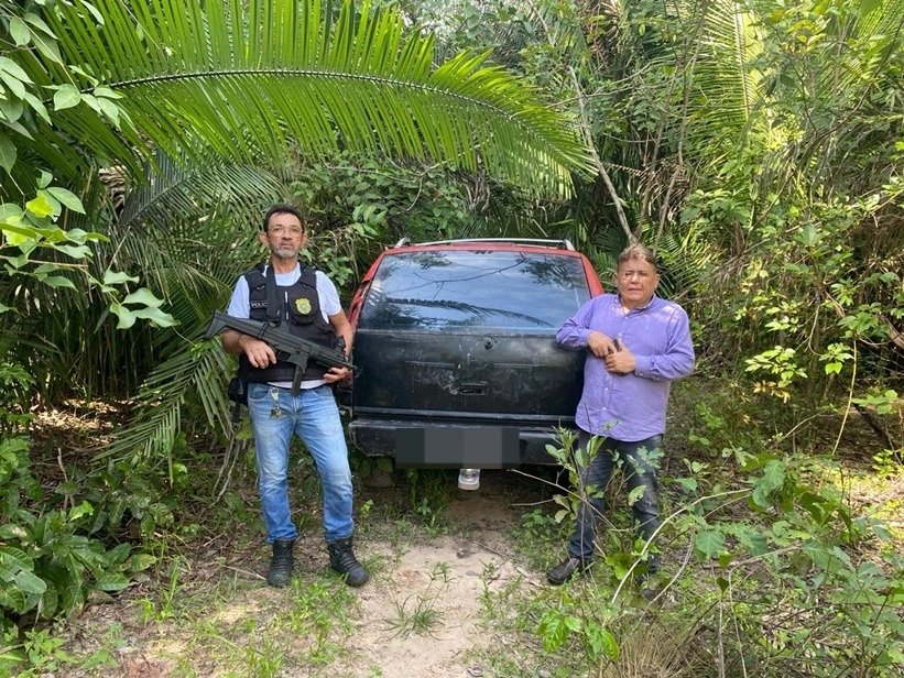 Polícia Civil encontra carros furtados