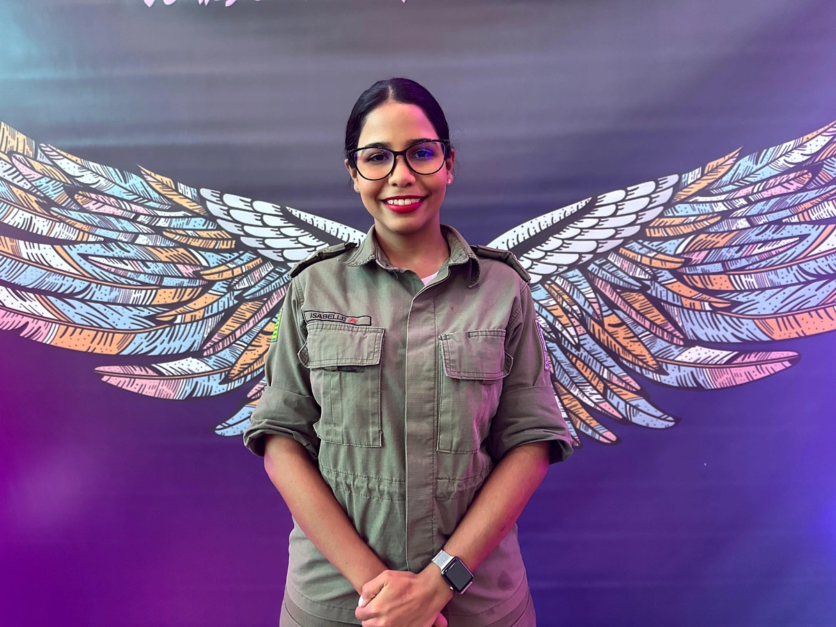 Policial Militar Isabelle Moreira