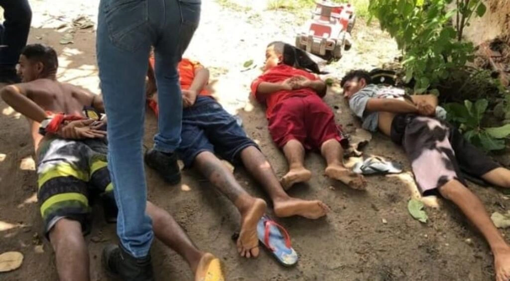 Quatro homens e meio: grupo com anão é preso suspeito de roubar escola em Teresina