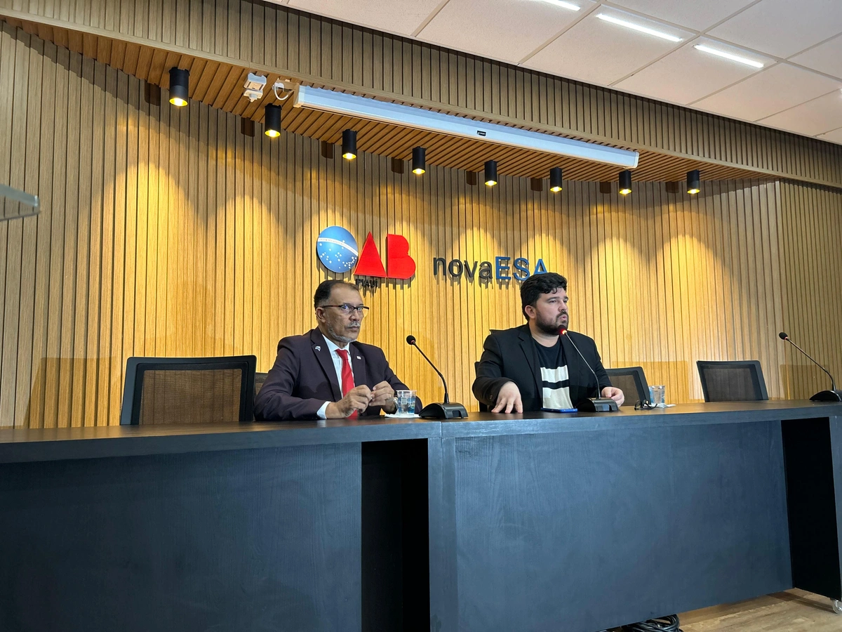 Advogado Jacinto Teles Coutinho e Eric Melo