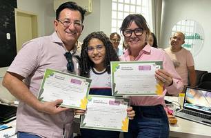 Aluna da Escola Municipal Umbelino Rebêlo (Foto: Reprodução)