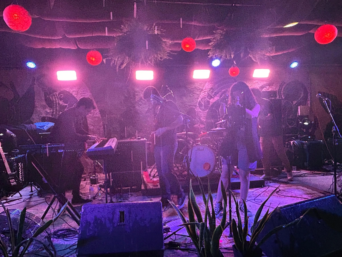 Banda Magrela abriu a noite