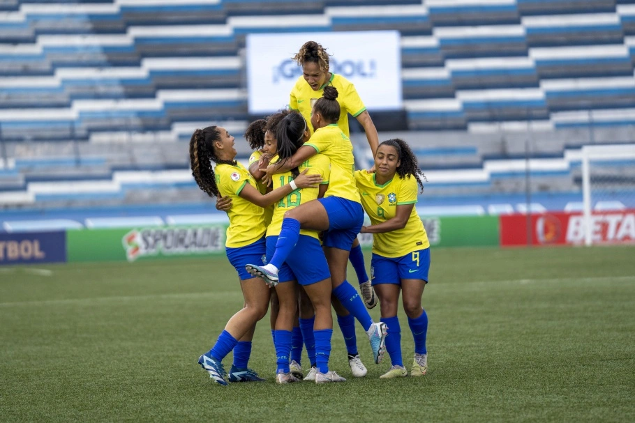 Brasil e Paraguai se enfrentam nesta sexta-feira (26)