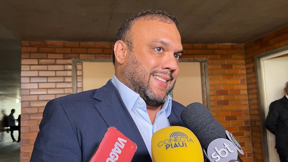 Deputado Ziza Carvalho