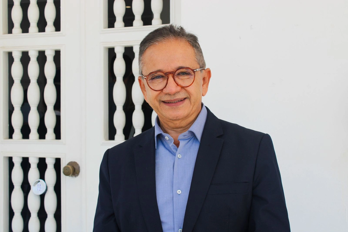 Dr. Hélio
