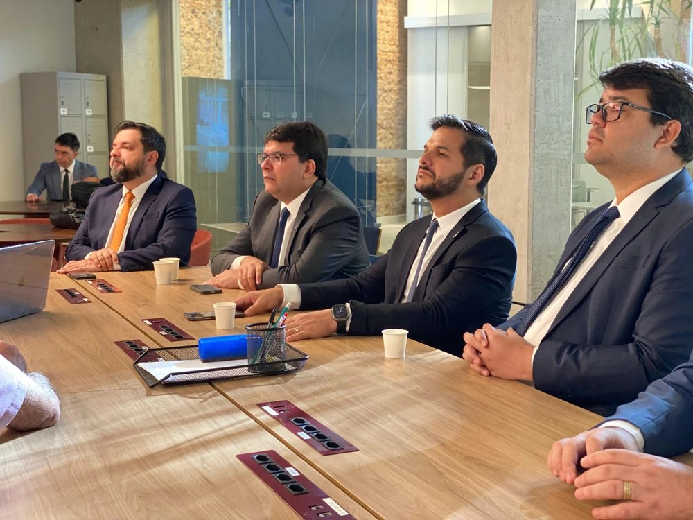 Em São Paulo, governador discute criação do Piauí Instituto de Tecnologia