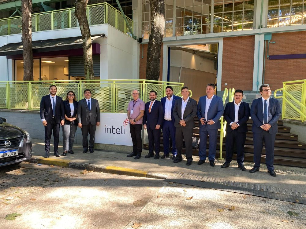 Em São Paulo, governador discute criação do Piauí Instituto de Tecnologia