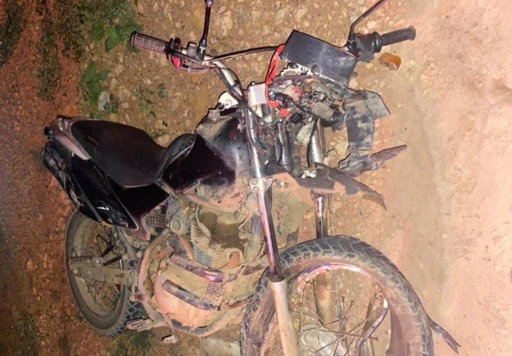 Motociclista fica ferido após acidente