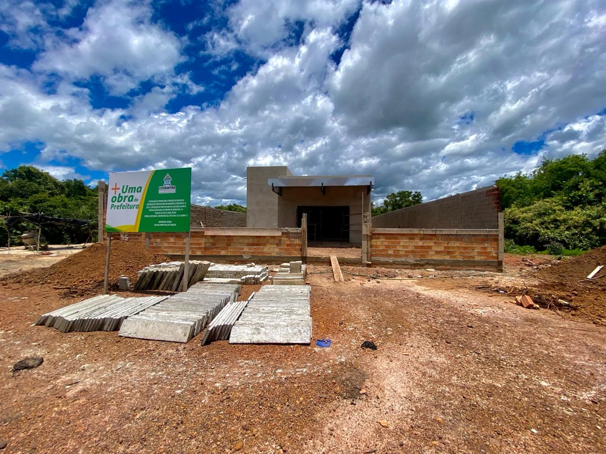 Obra do ponto de apoio da localidade Jacaré da Vermelha