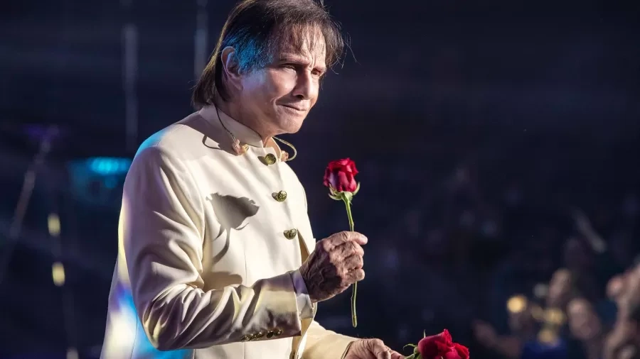 Roberto Carlos faria show de aniversário