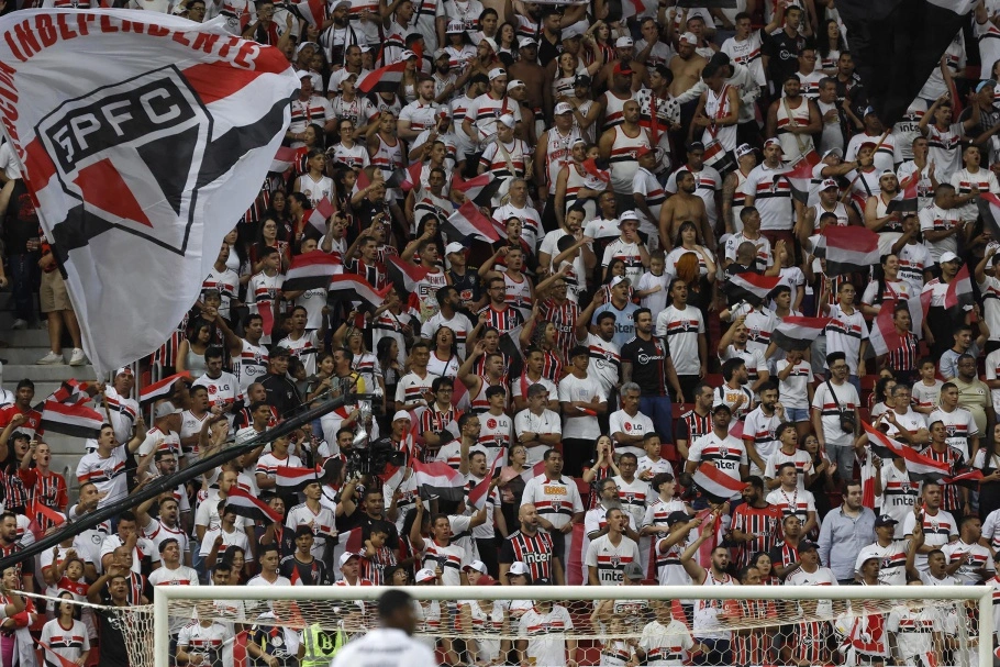 Torcida do São Paulo lotou o MorumBIS em 2023 pelo Brasileirão
