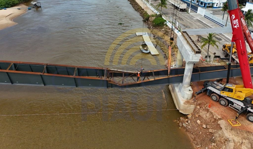 A obra já se arrasta há anos e já usou bastante recursos público