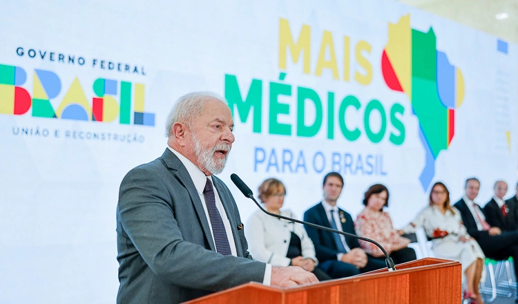 Governo Federal anuncia Programa Mais Médicos 2024