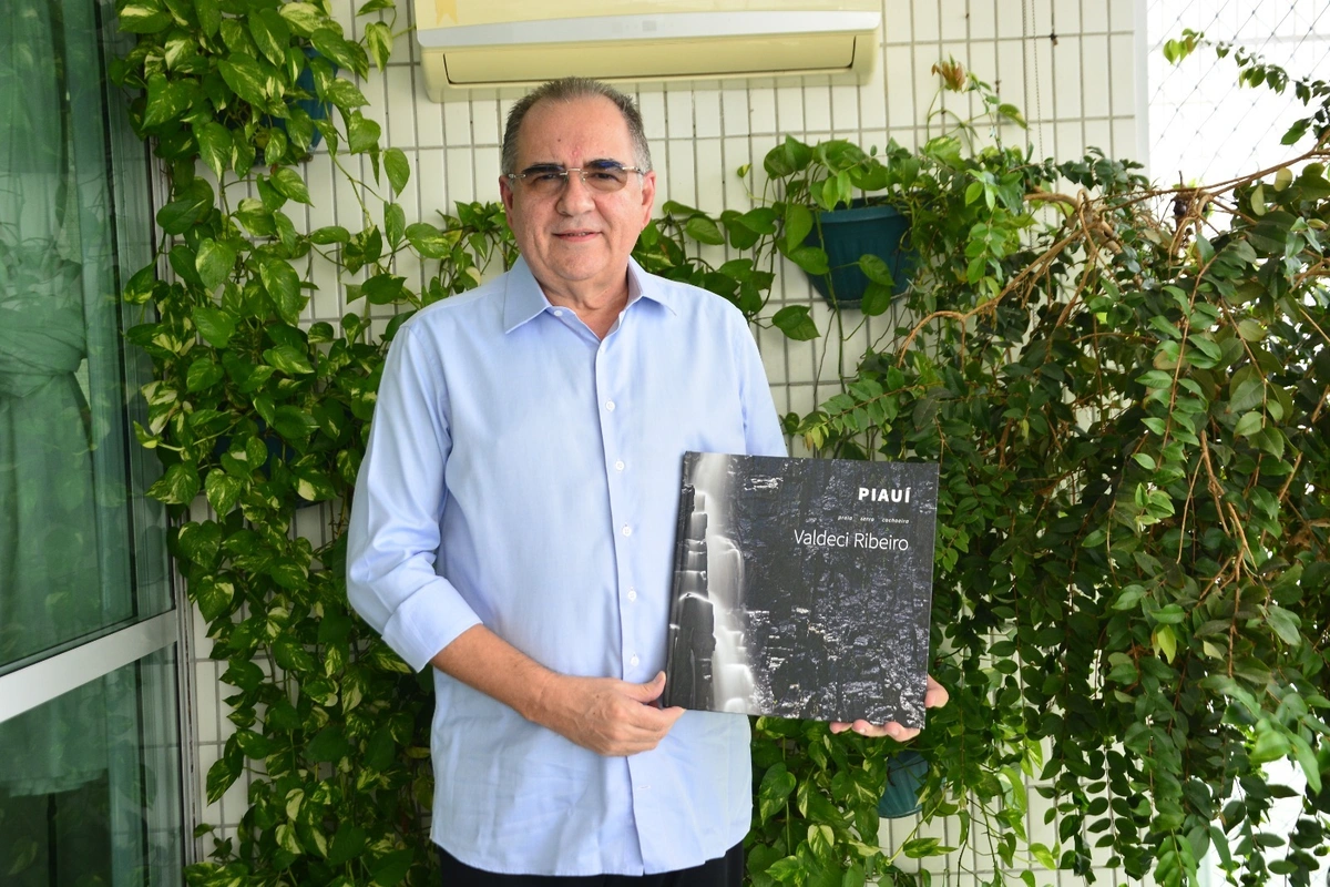 Livro 'Praia Serra Cachoeira' destaca belezas naturais desconhecidas pelos piauienses