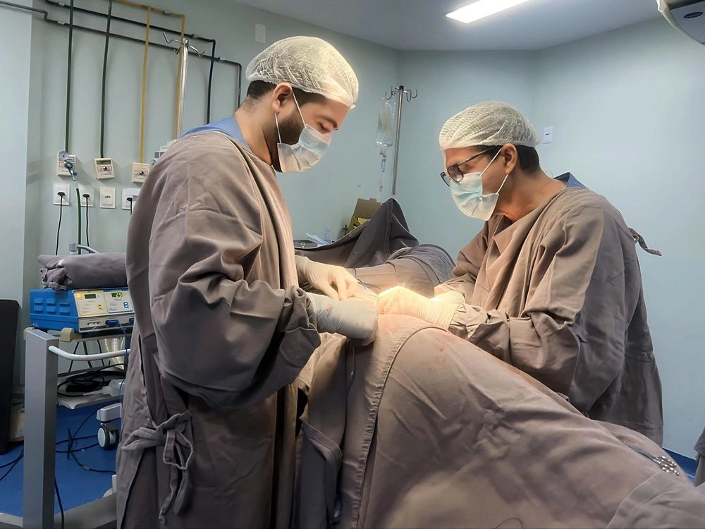 Mãe doa rim para o filho no Hospital Getúlio Vargas