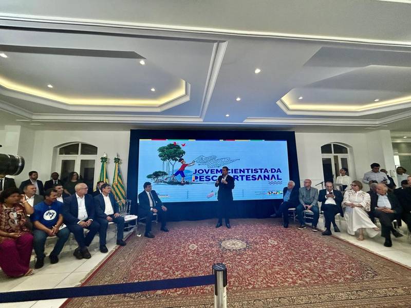 Ministro André de Paula e Rafael Fonteles lançam Jovem Cientista da Pesca