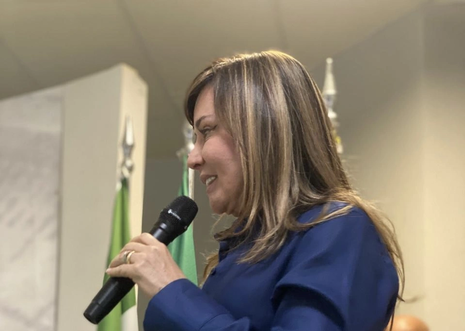 Prefeita de Esperantina e Themístocles Filho participam da 11ª Jornada do Conhecimento