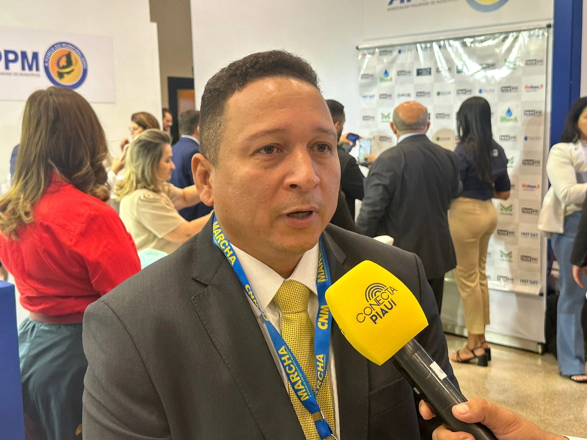 Prefeito Lécio Gustavo de Alvorada do Gurguéia
