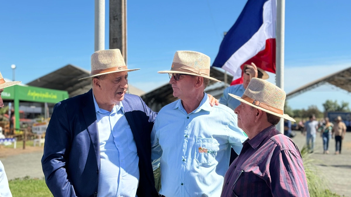 Presidente da ExpoSoja, acompanhado do ministro Augusto Nardes