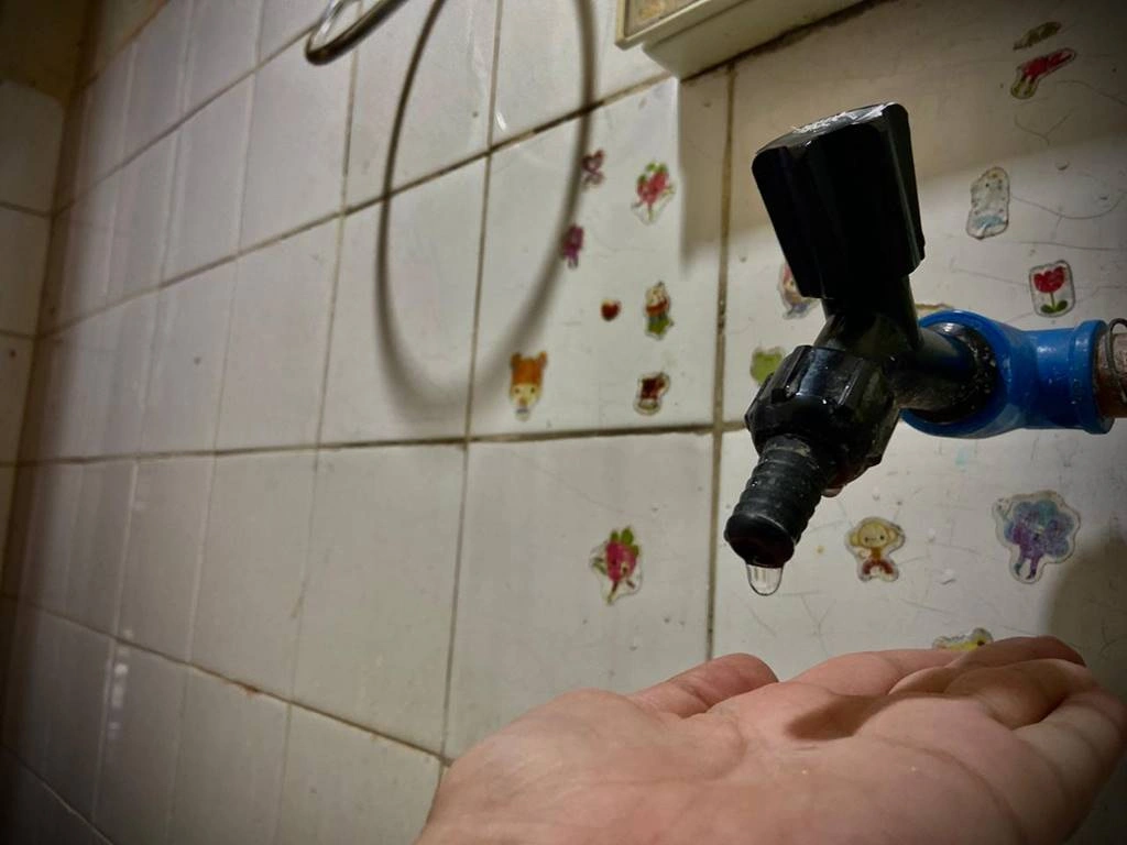 Torneira sem água