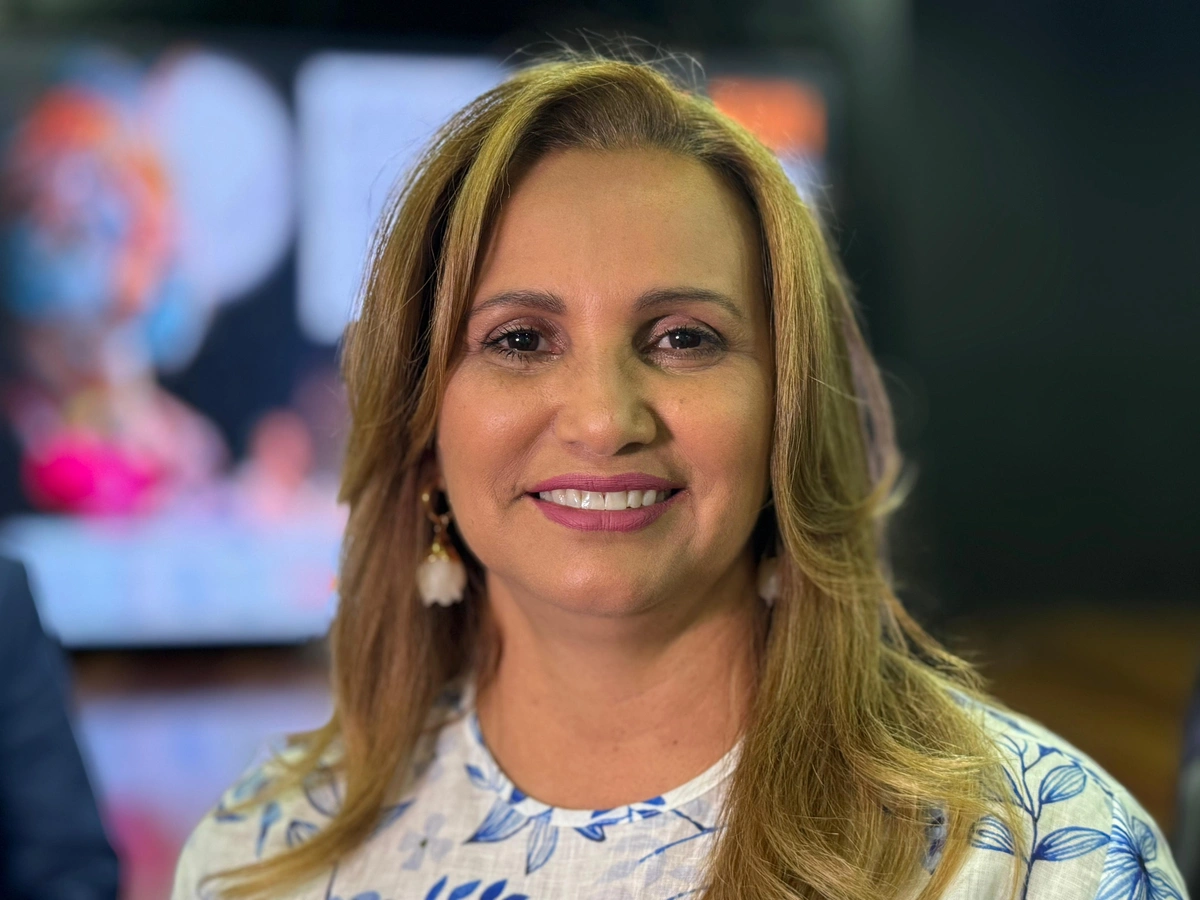 Carmelita Castro