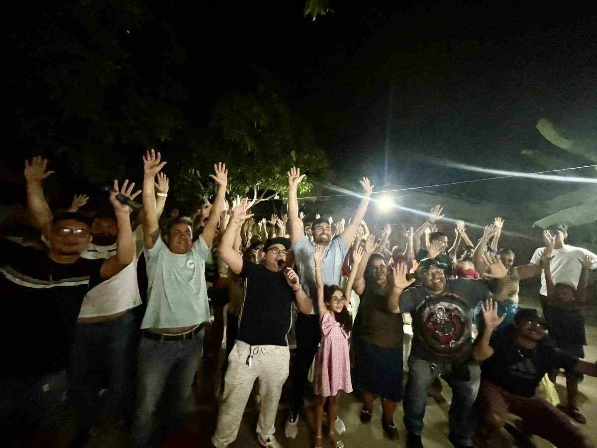 Draga Alana realiza reunião no bairro Parque Brasil 3, zona Norte de Teresina