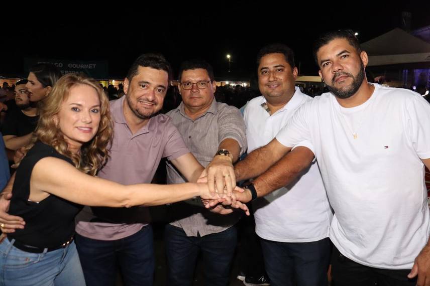 'Festa do Povo' animou a cidade de Bertolínia 'Festa do Povo' animou a cidade de Bertolínia