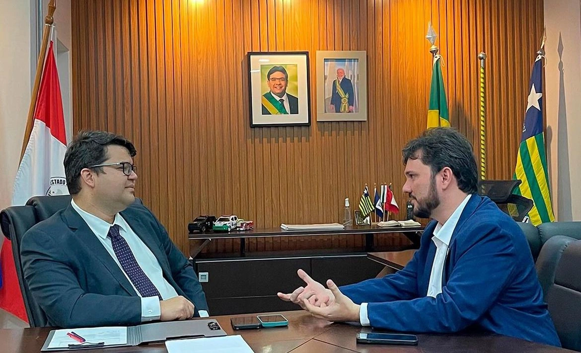 Secretário Chico Lucas recebe Floro Mauel para falar sobre segurança pública no estado
