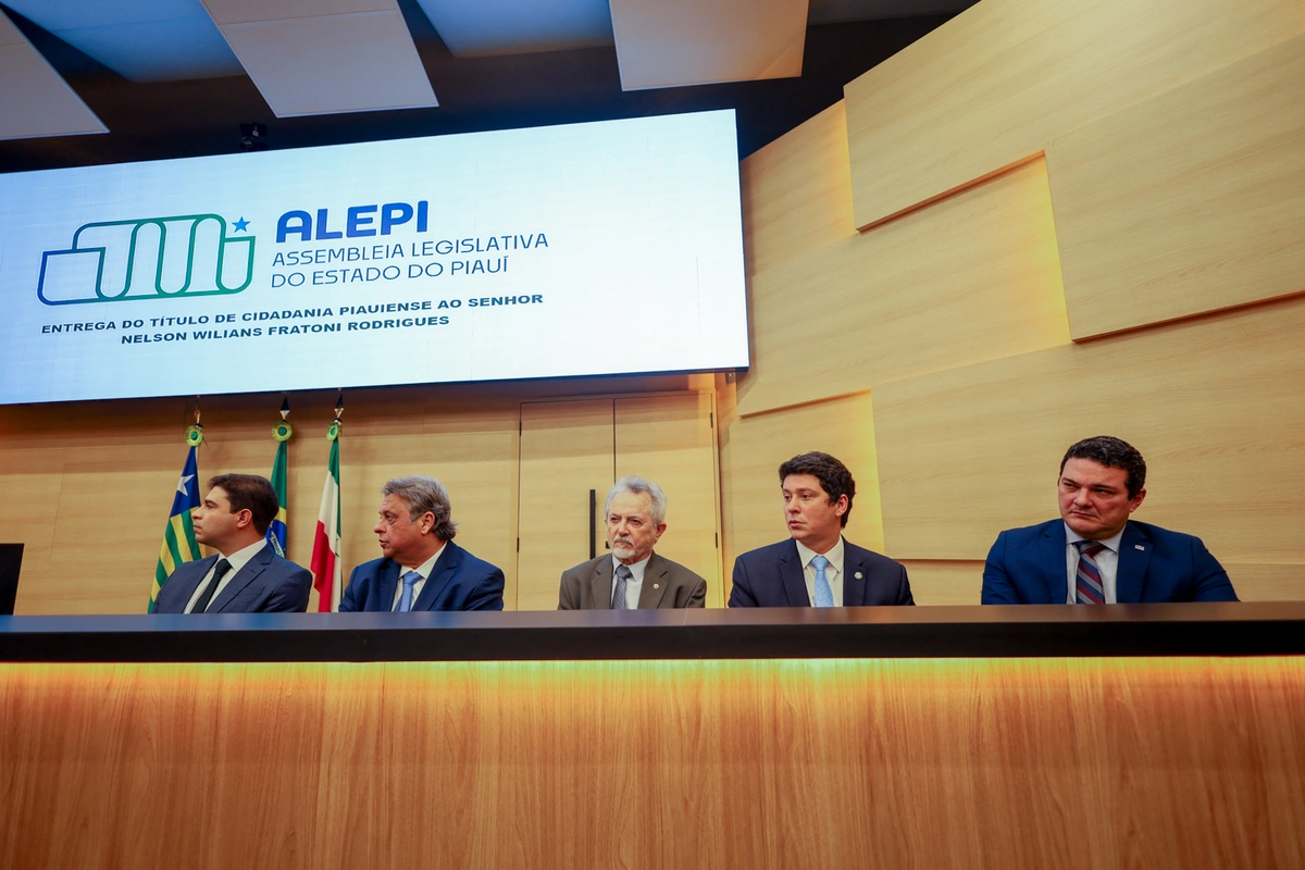 Advogado Nelson Wilians recebe título de cidadania piauiense