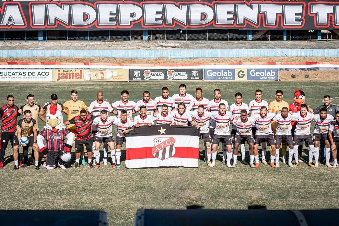 Anápolis-GO empatou com o Cianorte-PR por 1 a 1 e se classificou