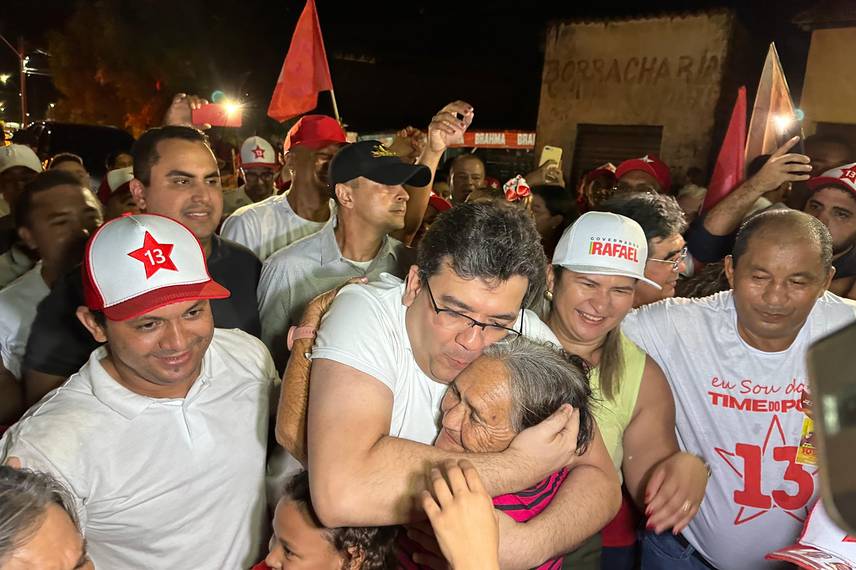 Boa Hora: Rafael Fonteles inaugura comitê do candidato a prefeito Dominguinhos Boa Hora: Rafael Fonteles inaugura comitê do candidato a prefeito Dominguinhos