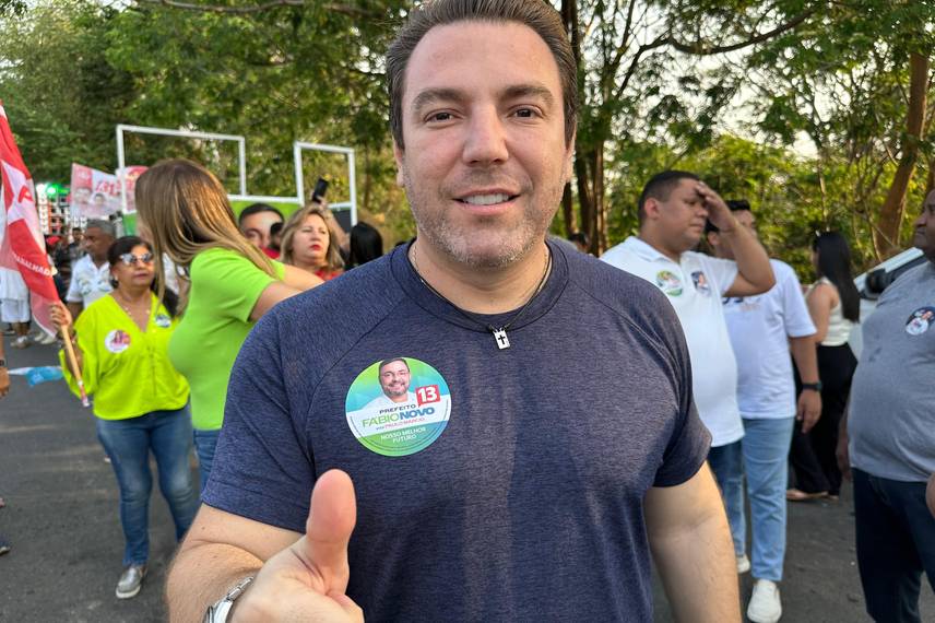 Fábio Novo realiza grande carreata em Teresina com apoio de várias lideranças Fábio Novo realiza grande carreata em Teresina com apoio de várias lideranças