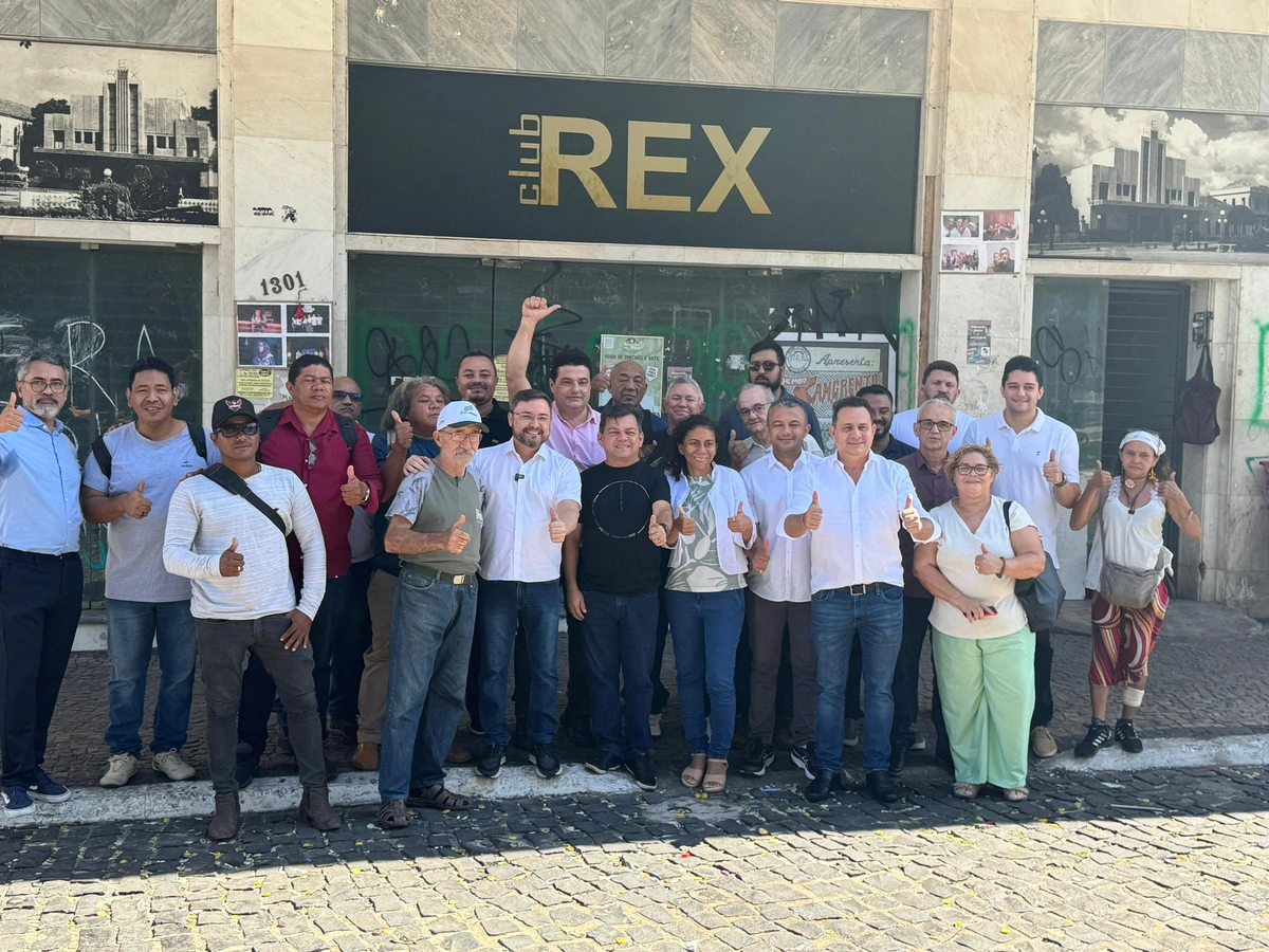 Fábio Novo visita Cine Rex após anúncio de futura instalação de escola de cinema