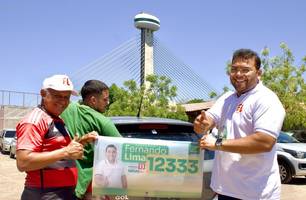 Fernando Lima dá a largada na campanha e reúne mais de 400 veículos em adesivaço (Foto: Ascom/Fernando Lima)