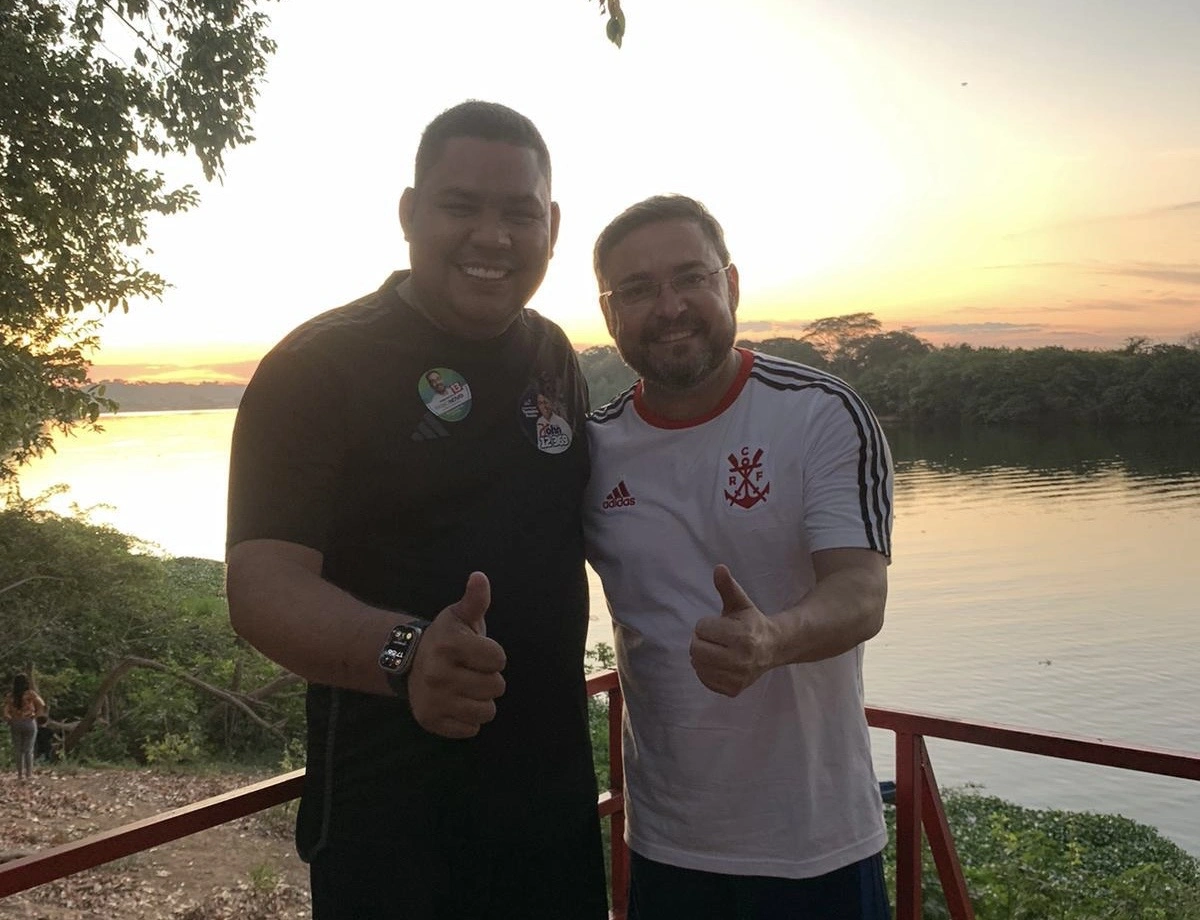 John Wallace participa de Bicicletaço do 13 com Fábio Novo em Teresina