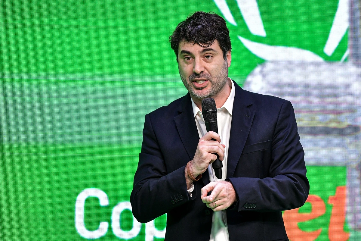 Julio Avellar, Diretor de Competições da CBF, em sorteio da Copa Betano do Brasil