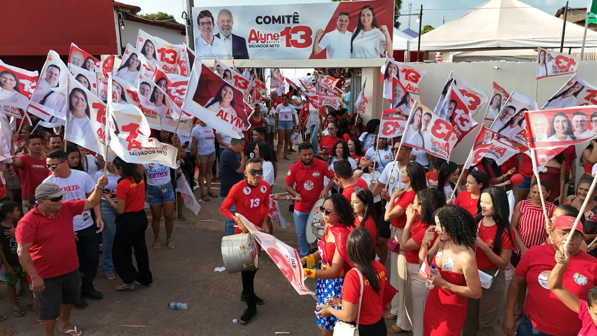 Rafael Fonteles inaugura comitê da candidata Alyne Batista em Capitão de Campos
