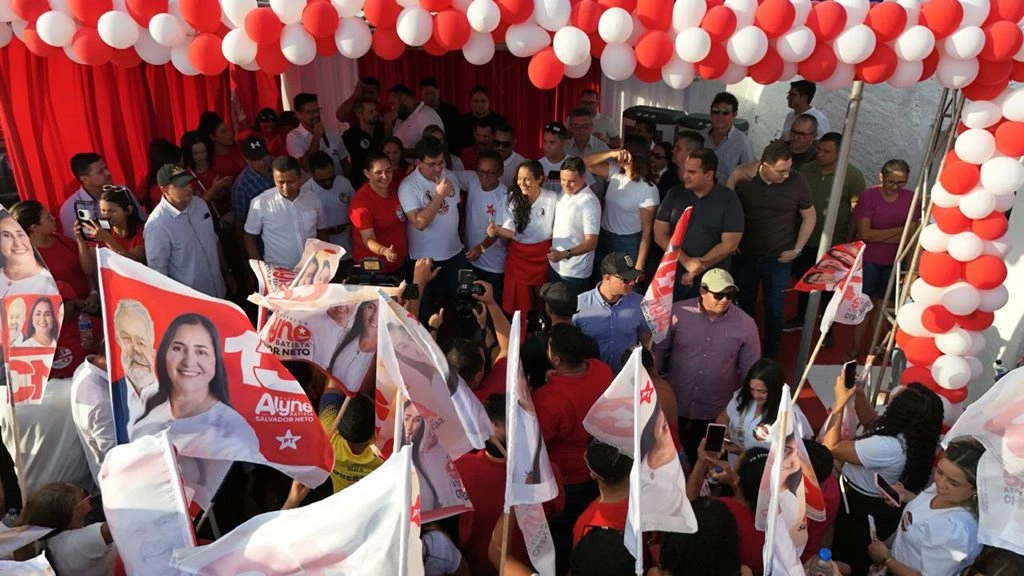 Rafael Fonteles inaugura comitê da candidata Alyne Batista em Capitão de Campos