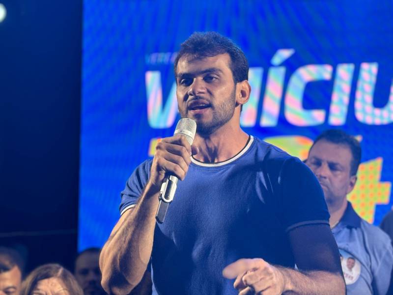 Vinicius lança candidatura a vereador de Caxias em evento com grande público