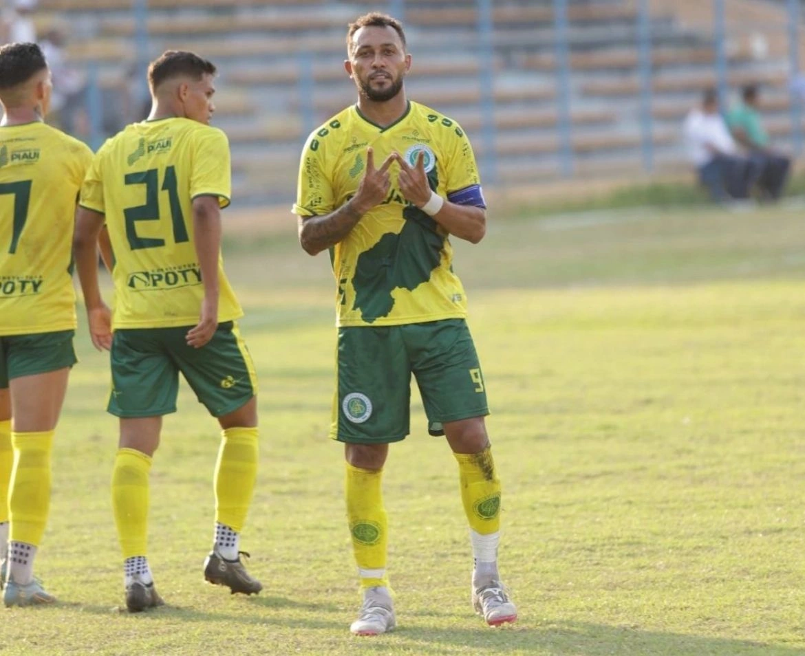 Weslley Smith, atacante do Atlético Piauiense