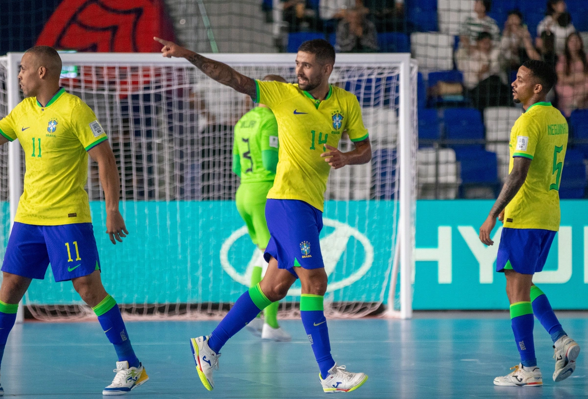 Brasil venceu a Costa Rica por 5 a 0