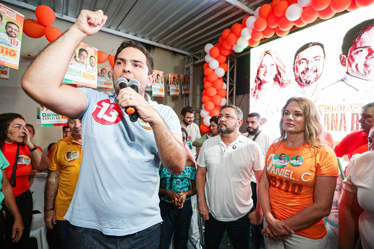 Fábio Novo intensifica agenda e participa de encontro de candidato Daniel Carvalho