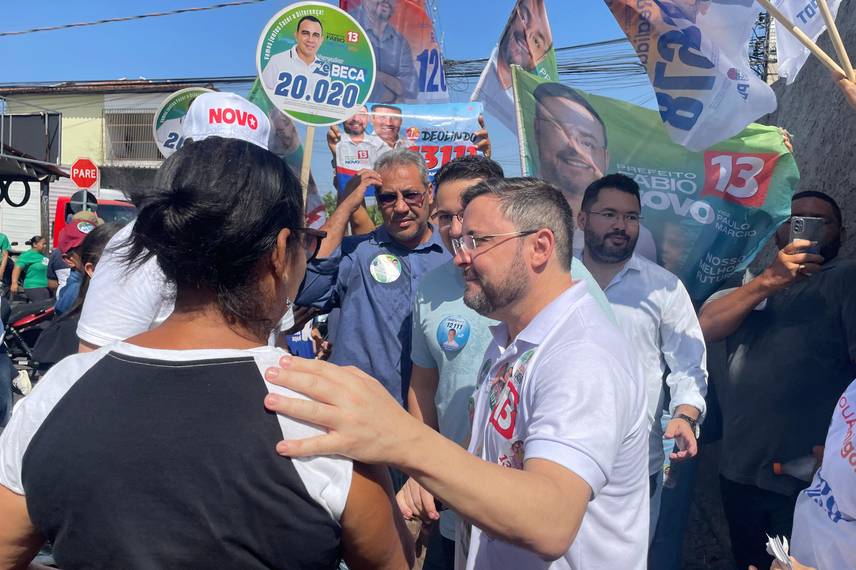 Fábio Novo realiza caminhada com muitos apoiadores na zona Leste de Teresina Fábio Novo realiza caminhada com muitos apoiadores na zona Leste de Teresina