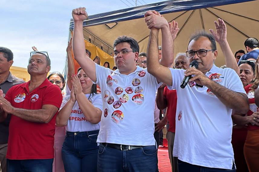 Gilson e Lanussa realizam grande reunião ao lado do governador Rafael Fonteles Gilson e Lanussa realizam grande reunião ao lado do governador Rafael Fonteles