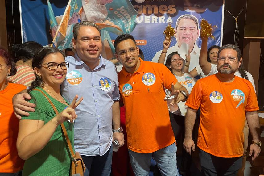 James Guerra realiza ‘Super Quarta’ na zona Norte de Teresina James Guerra realiza ‘Super Quarta’ na zona Norte de Teresina