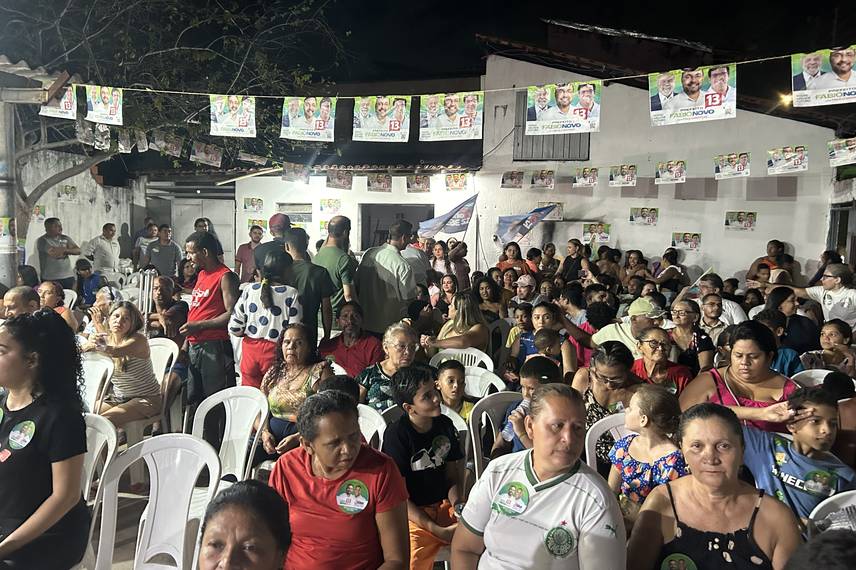 John Wallace reúne centenas de pessoas com o apoio de Fábio Novo em Teresina John Wallace reúne centenas de pessoas com o apoio de Fábio Novo em Teresina