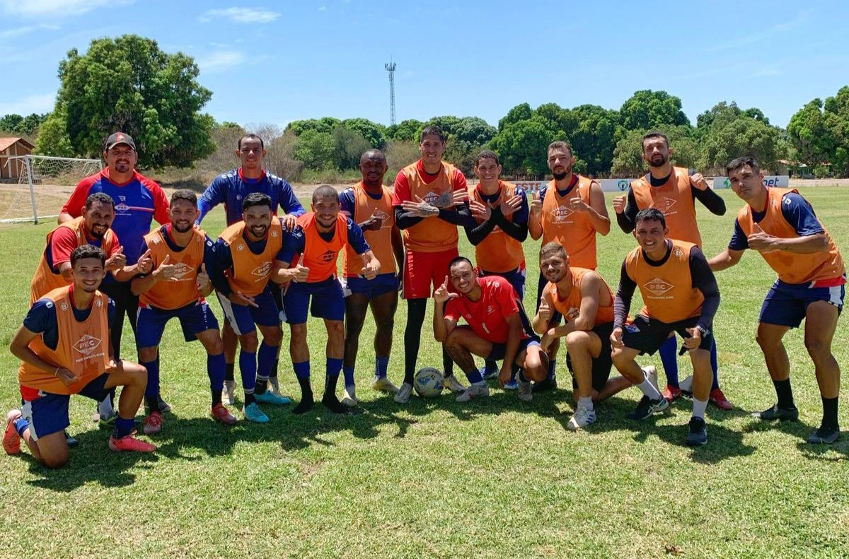 Treino do Piauí EC