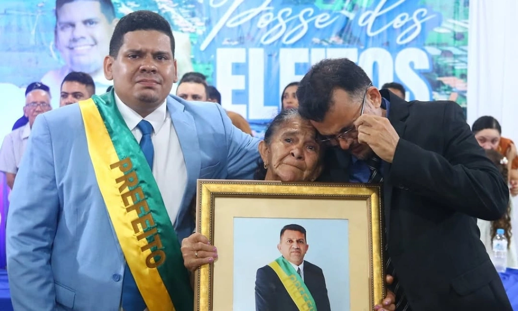Alandelon toma posse como prefeito de Madeiro e marca compromisso com a população